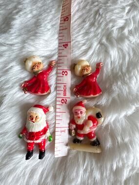 Miniature Vtg Christmas Santa Claus and Mrs Claus set of 4